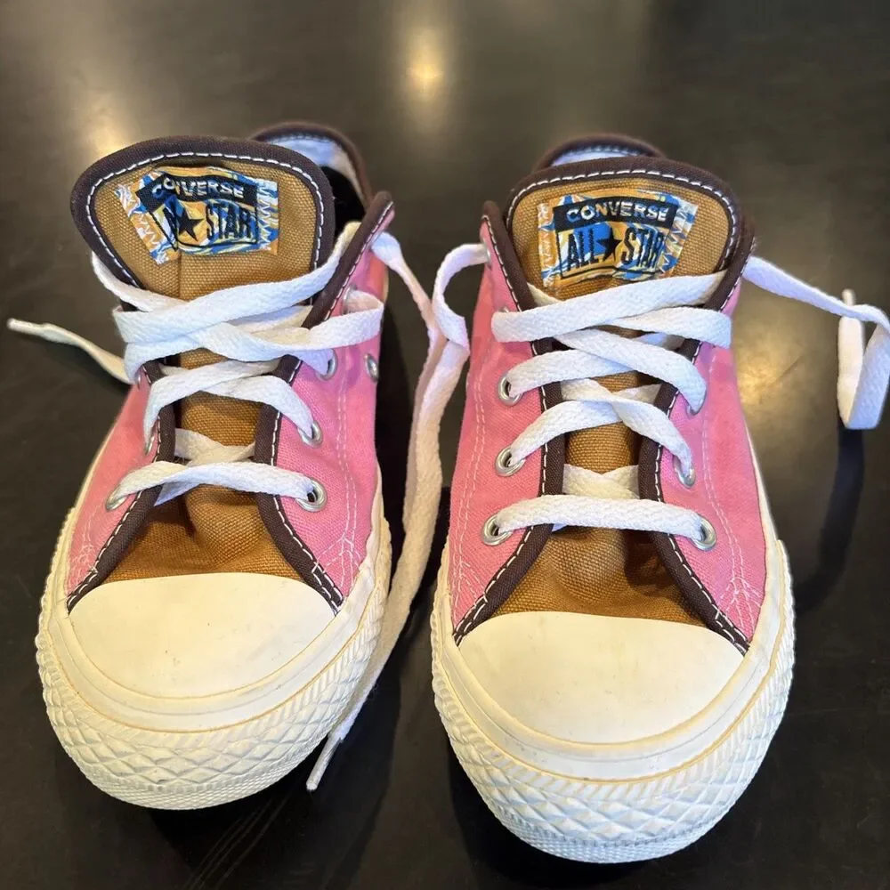 Converse All Star Youth Pink/Brown Low Top Chuck Taylor Canvas Sneaker Size 2.5
